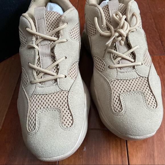 BNWT Missguided chunky tan sneakers - Picture 4 of 7
